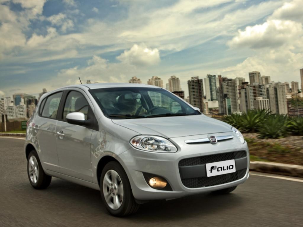 2016 - FIAT NOVO PALIO ESSENCE, foto 2