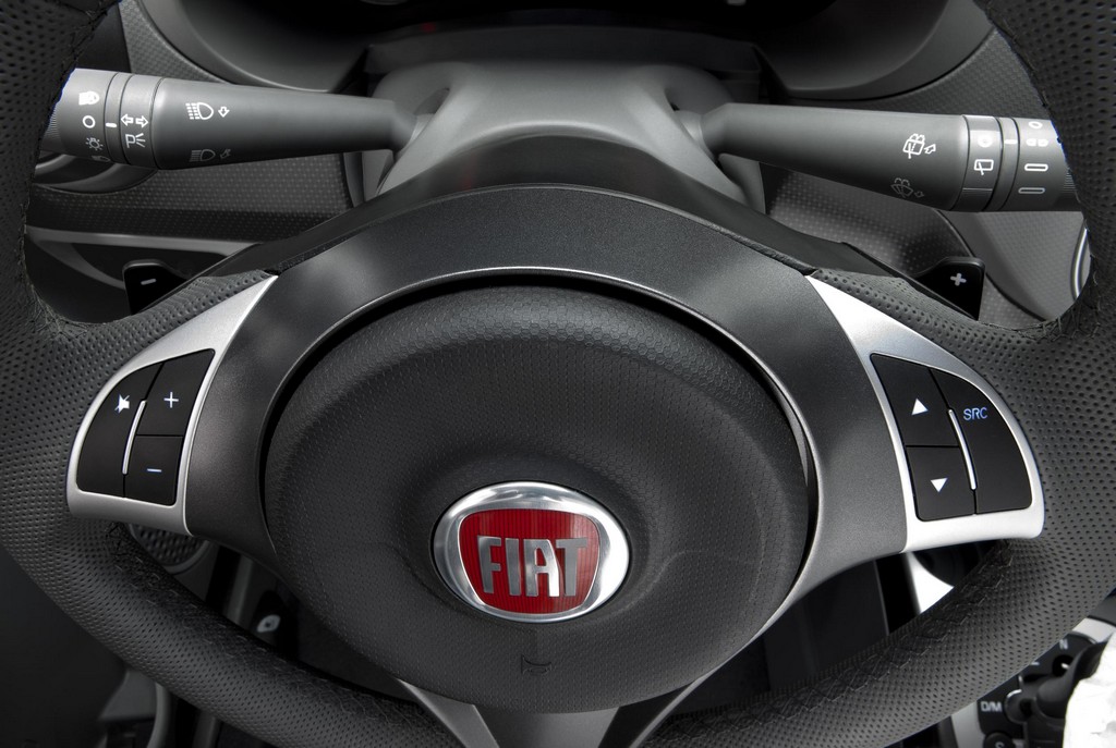 2016 - FIAT NOVO PALIO ESSENCE, foto 10