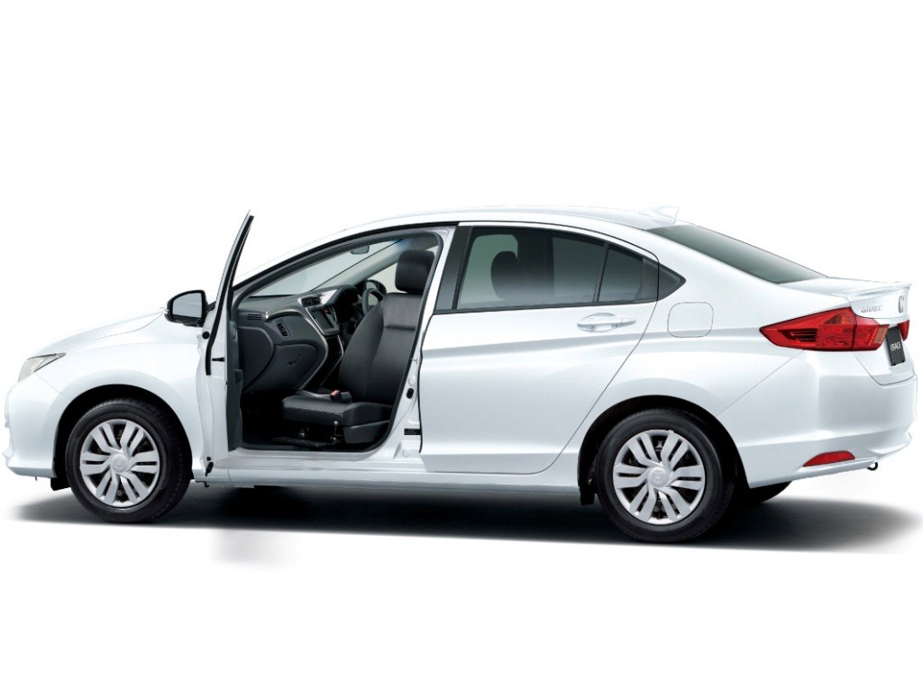2015 - HONDA GRACE, foto 2