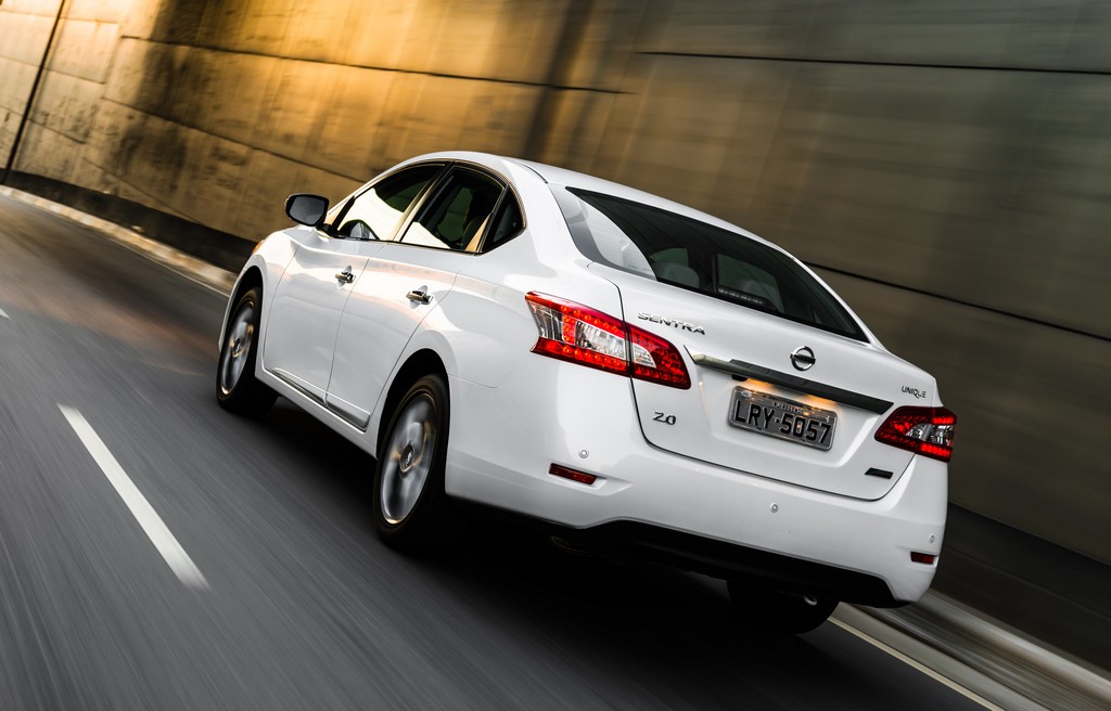 2016 - NISSAN SENTRA, foto 32