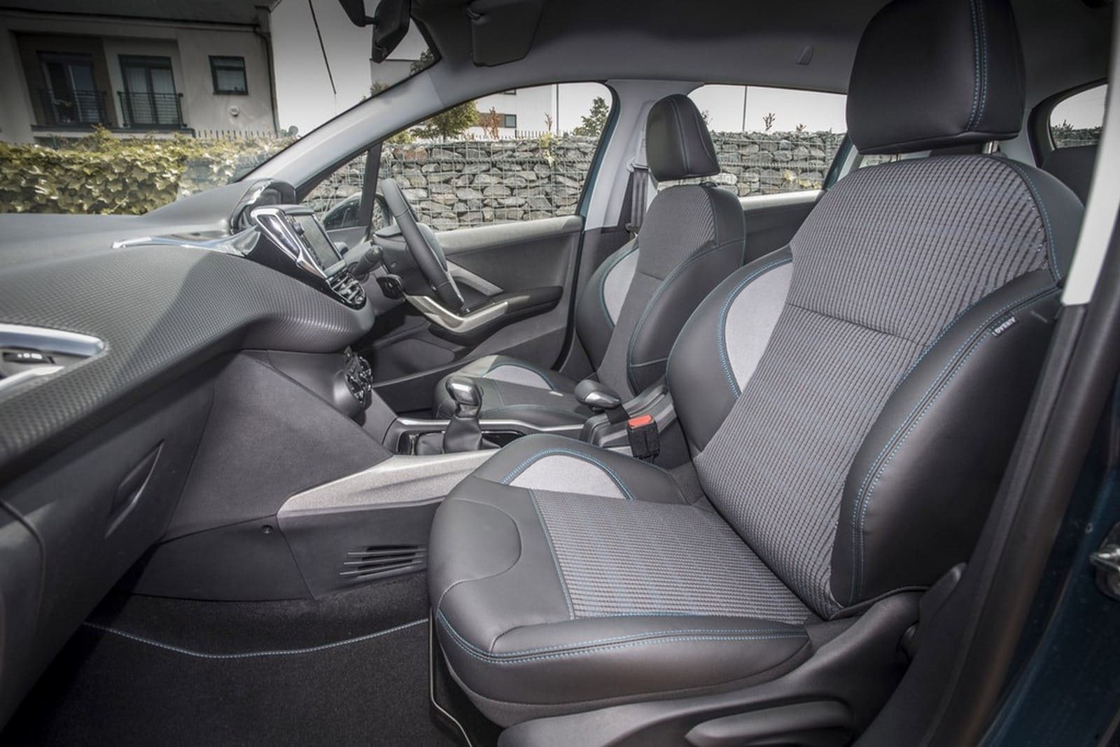2015 - PEUGEOT 2008 URBAN CROSS, foto 4
