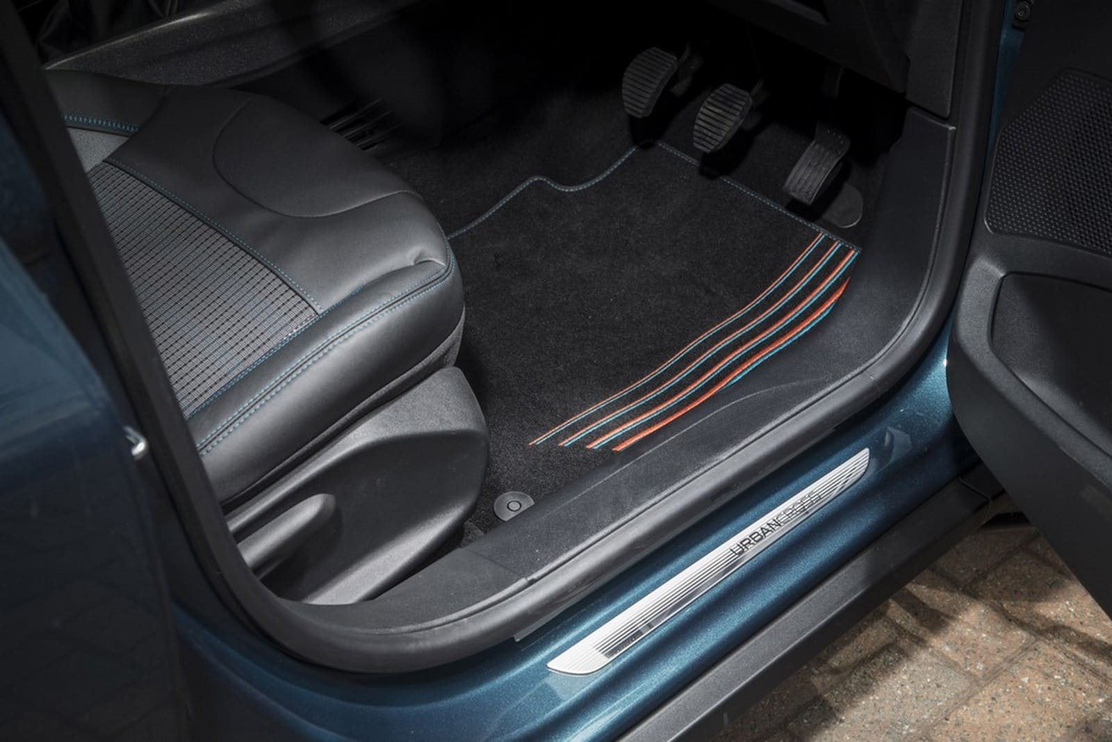 2015 - PEUGEOT 2008 URBAN CROSS, foto 6