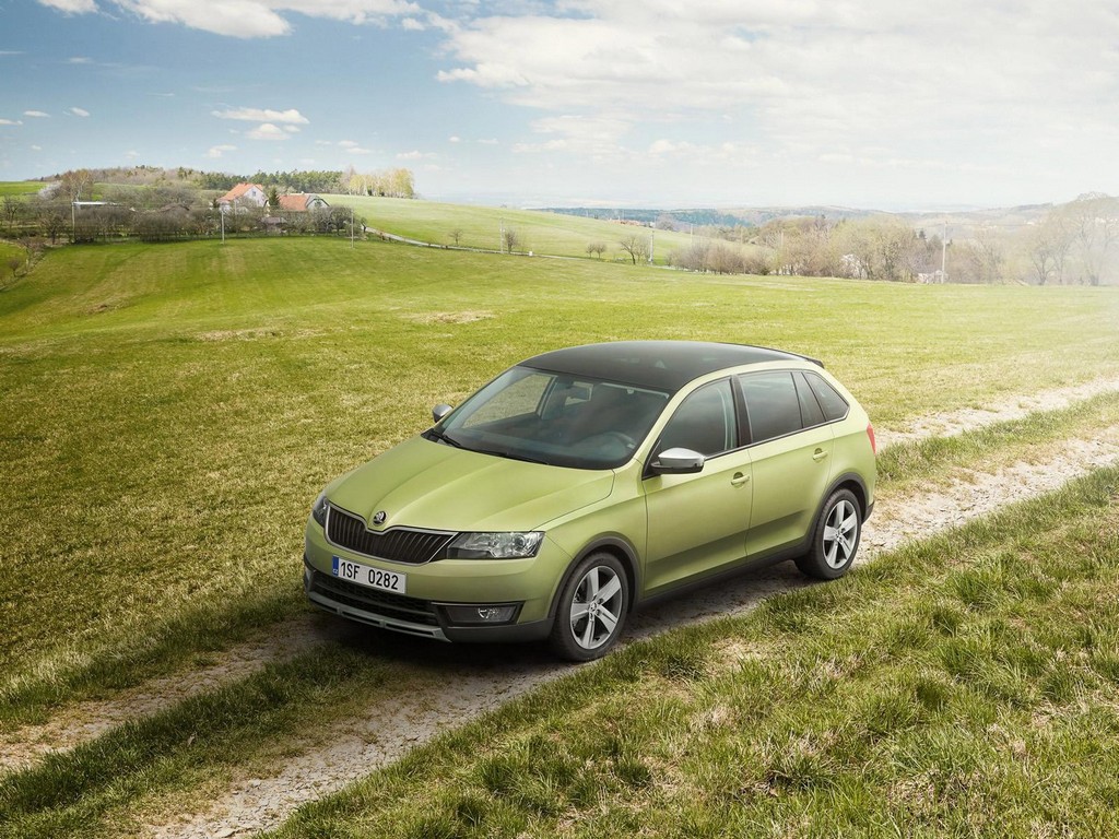 2015 - SKODA RAPID SPACEBACK SCOUTLINE, foto 1