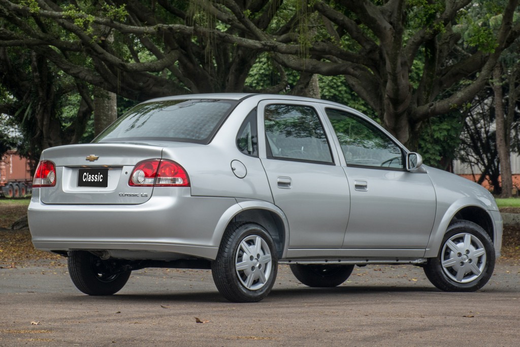 2016 - CHEVROLET CLASSIC, foto 2