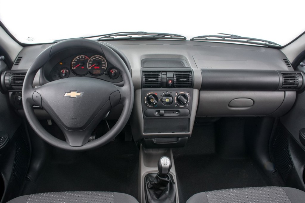 2016 - CHEVROLET CLASSIC, foto 3