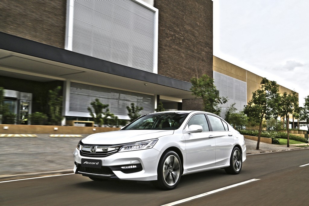 HONDA ACCORD SEDAN, foto 1
