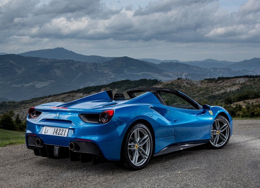 2016 - FERRARI F488 SPIDER, foto 23