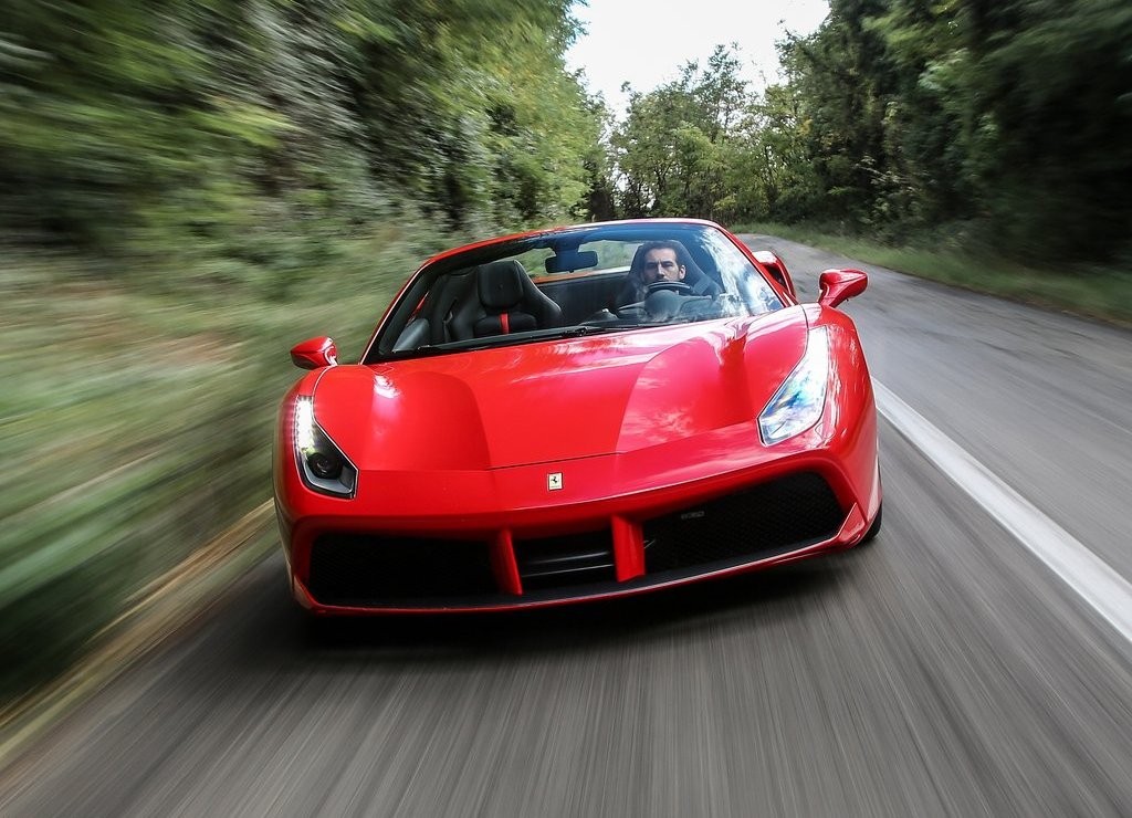 2016 - FERRARI F488 SPIDER, foto 32