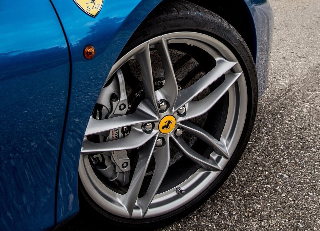 2016 - FERRARI F488 SPIDER, foto 38