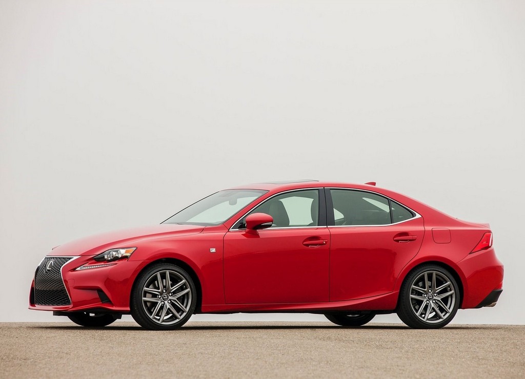 2016 - LEXUS IS F SPORT US VERSION, foto 2