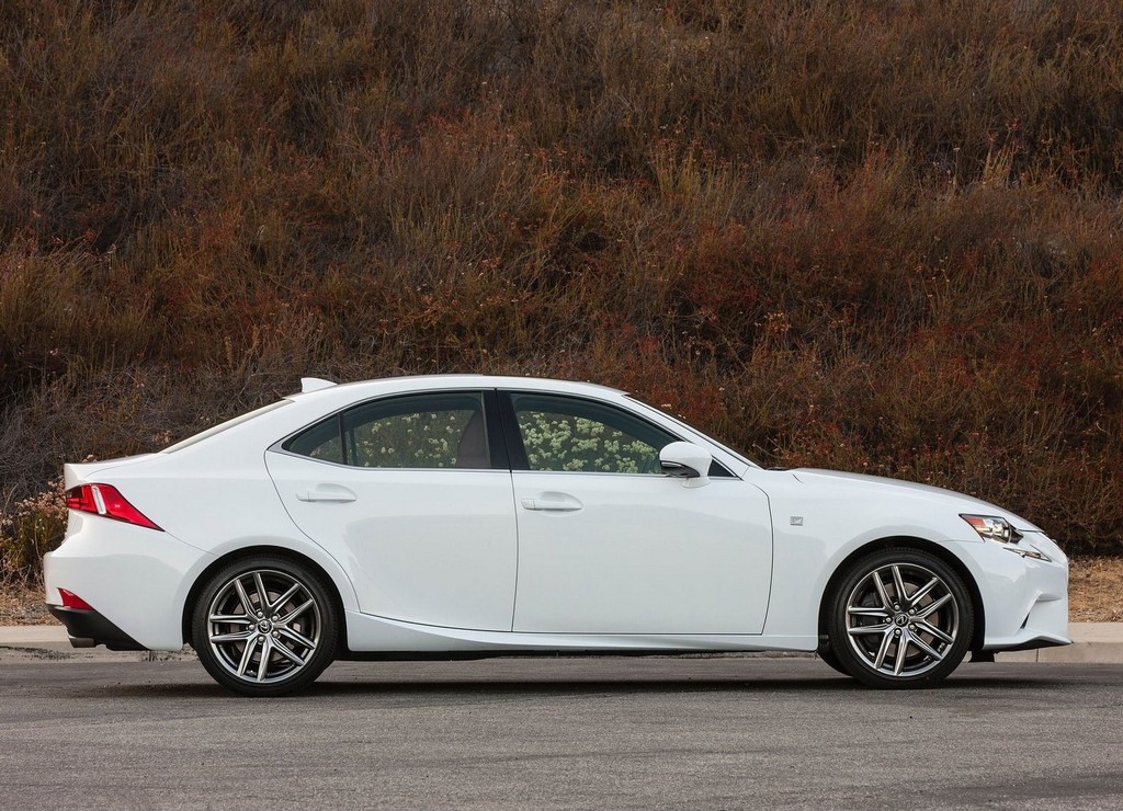 2016 - LEXUS IS F SPORT US VERSION, foto 17