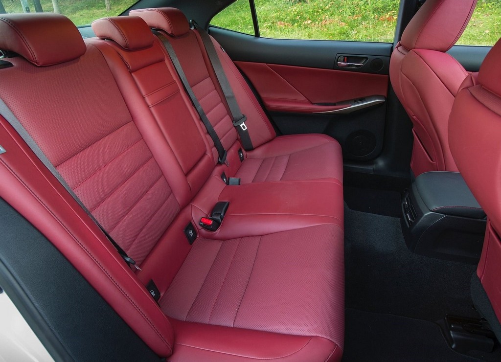2016 - LEXUS IS F SPORT US VERSION, foto 30