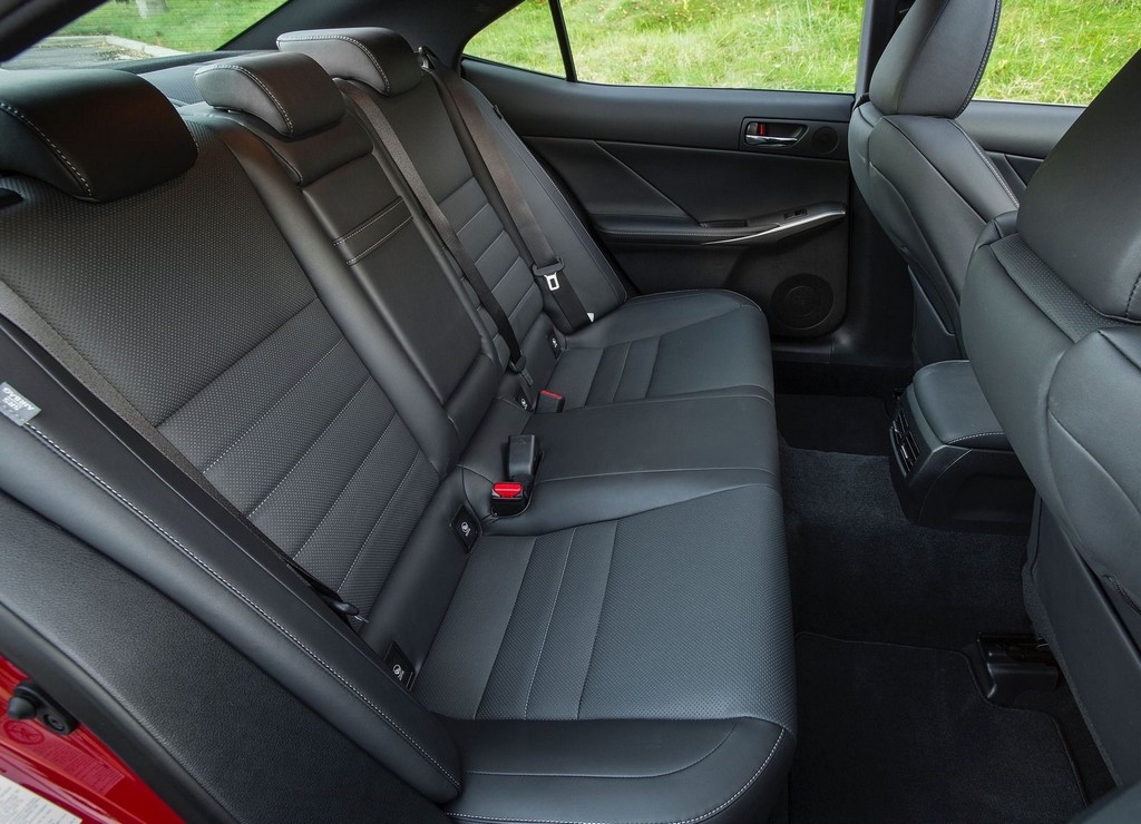 2016 - LEXUS IS F SPORT US VERSION, foto 31
