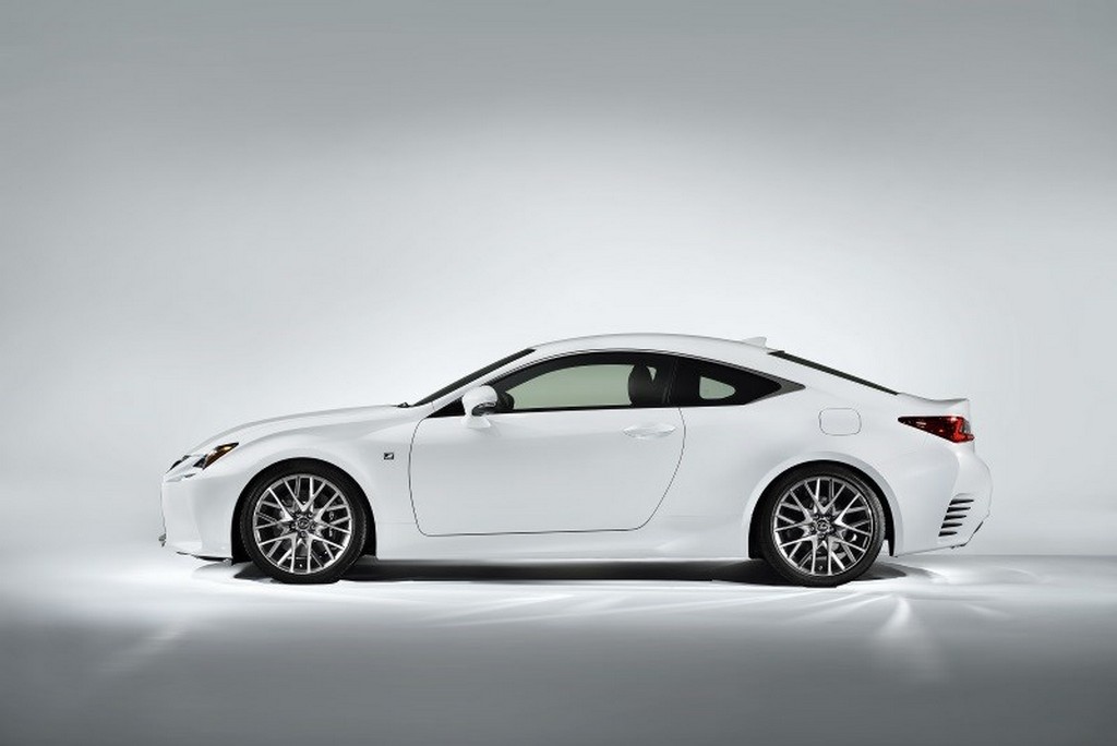 2016 - LEXUS RC 200t, foto 3