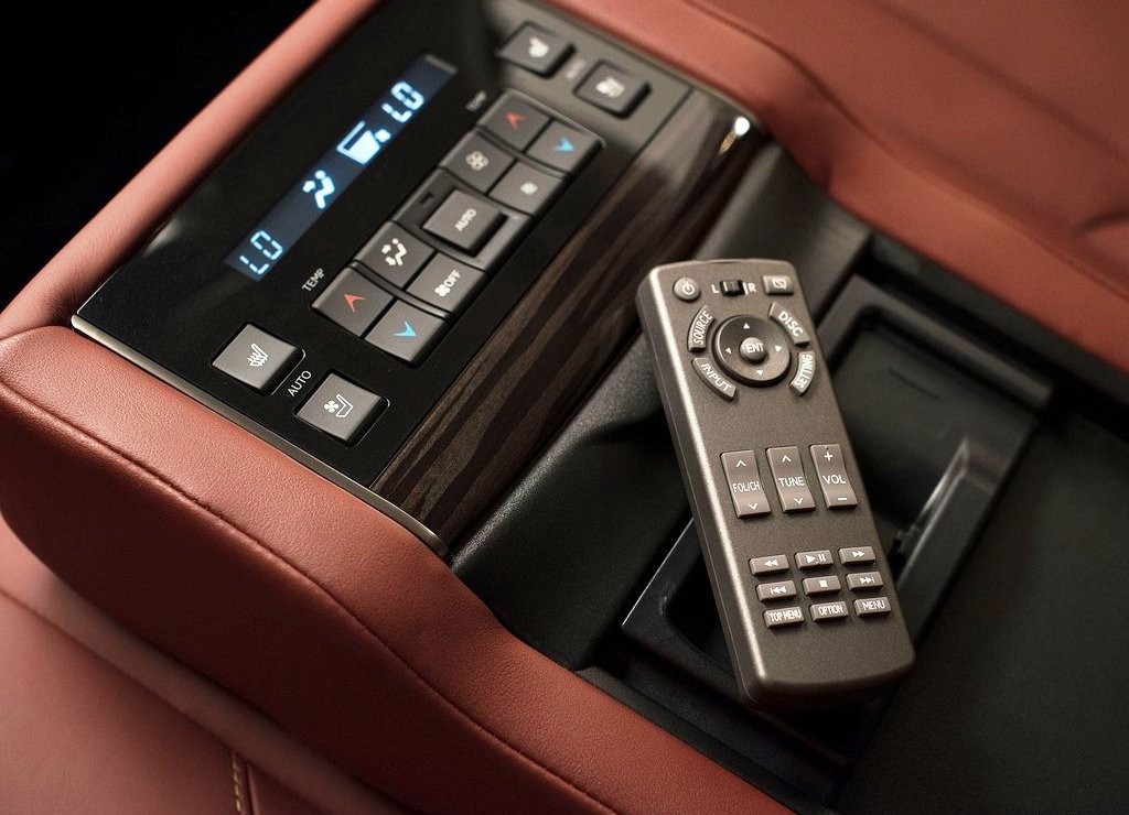 2016 - LEXUS LX 570, foto 27