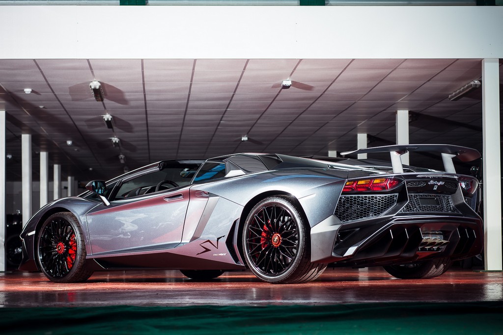 2016 - LAMBORGHINI AVENTADOR LP750-4 SV ROADSTER, foto 15