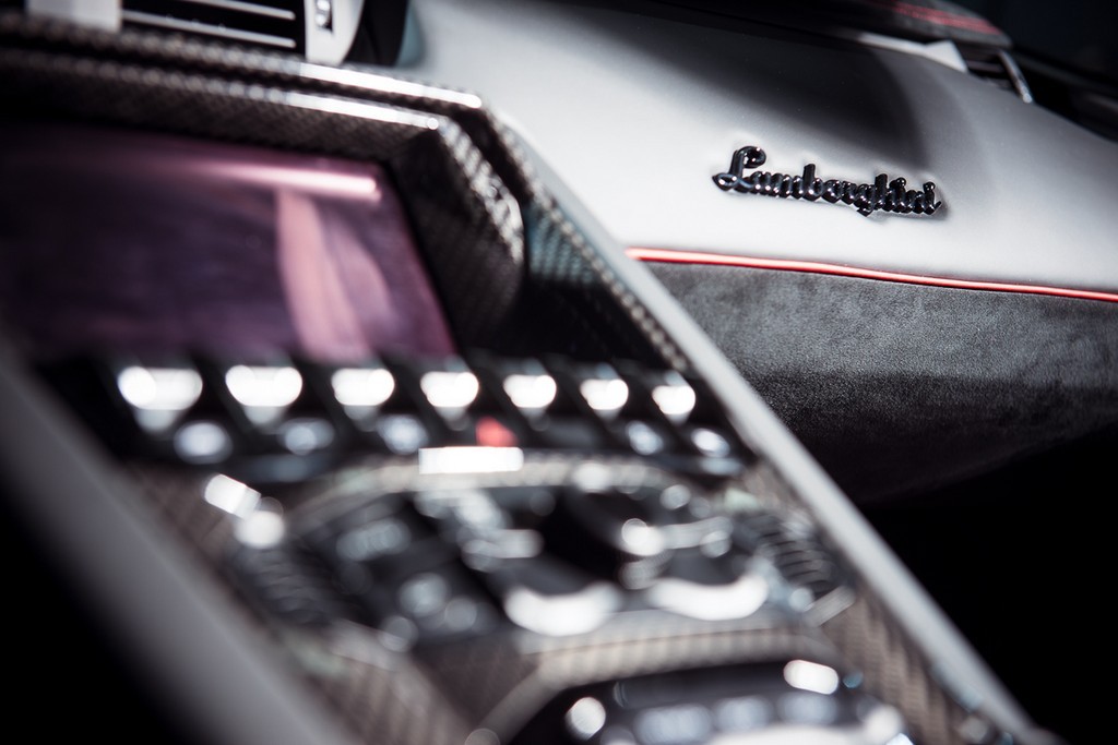 2016 - LAMBORGHINI AVENTADOR LP750-4 SV ROADSTER, foto 24