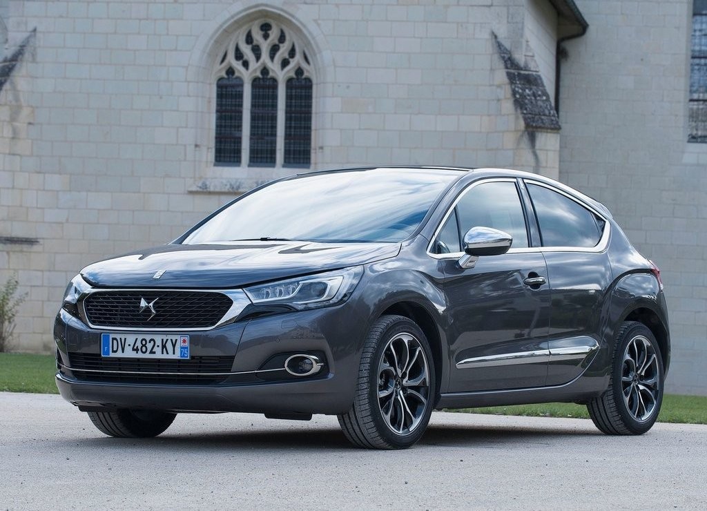 2016 - DS 4, foto 1