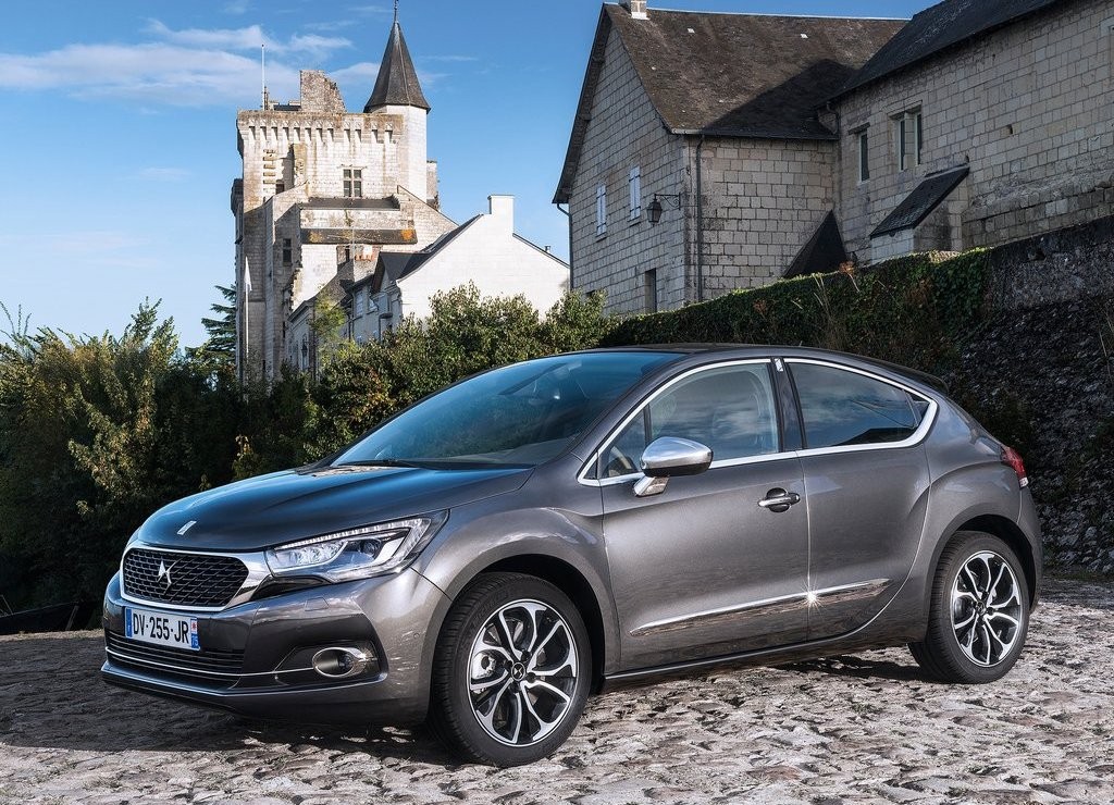 2016 - DS 4, foto 2