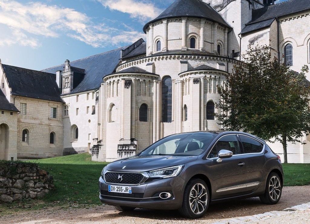 2016 - DS 4, foto 3