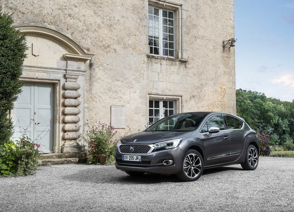 2016 - DS 4, foto 4