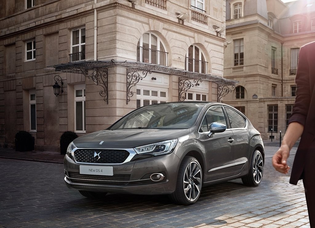2016 - DS 4, foto 6