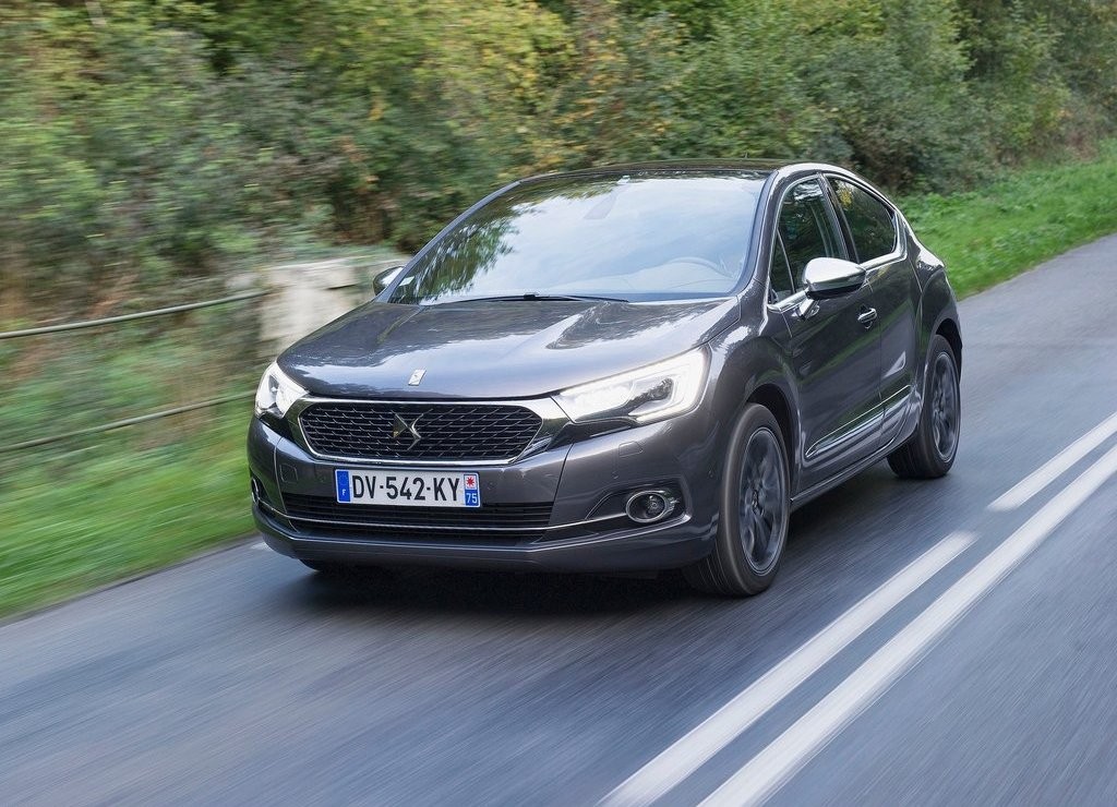 2016 - DS 4, foto 9