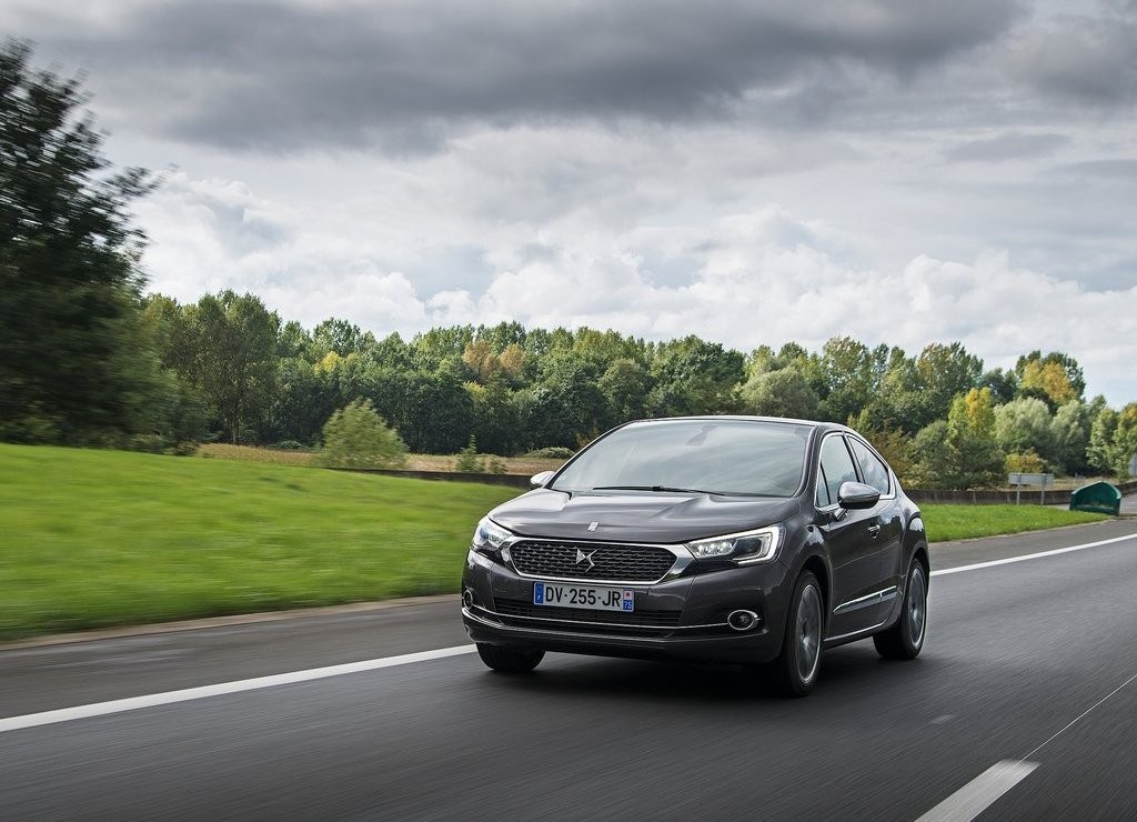 2016 - DS 4, foto 10