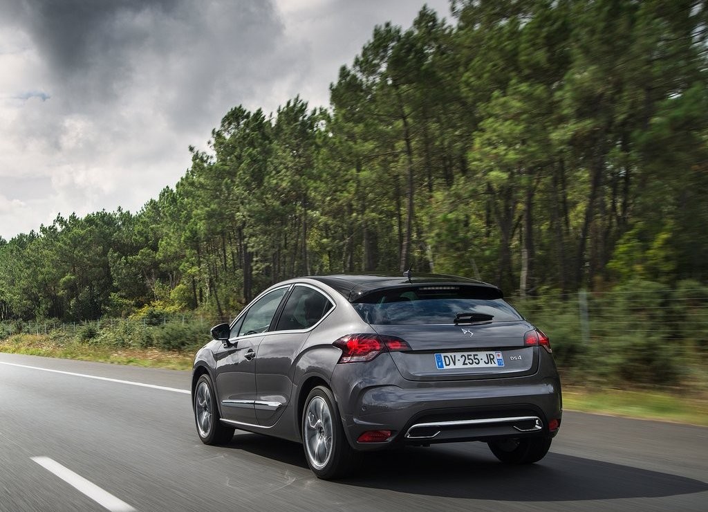 2016 - DS 4, foto 15