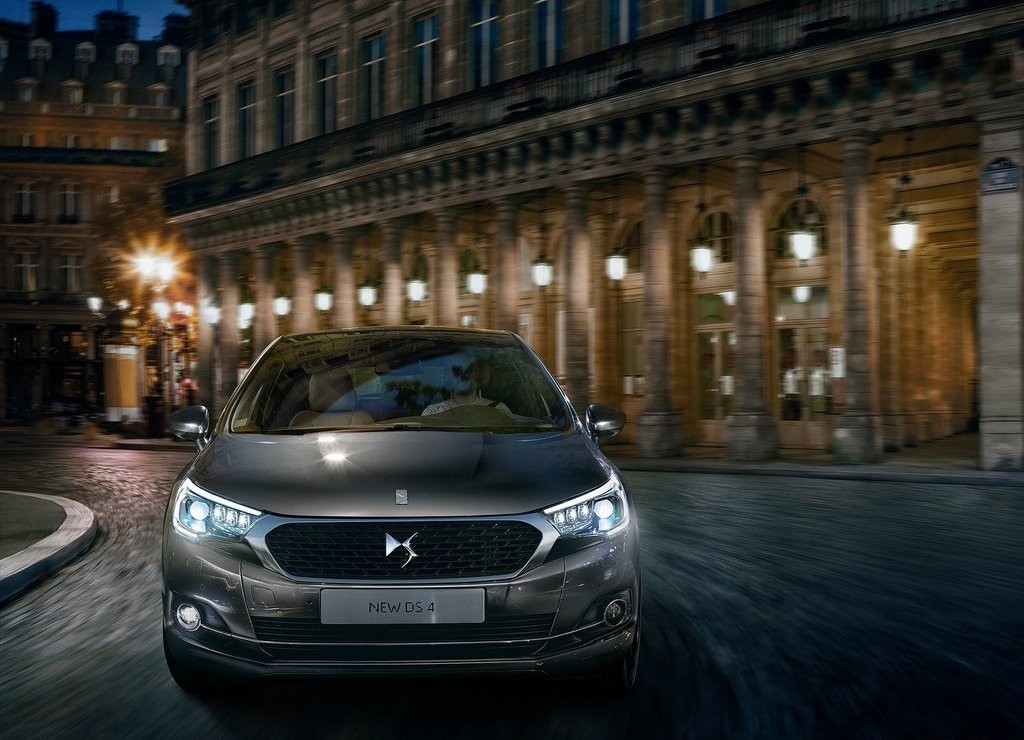 2016 - DS 4, foto 18