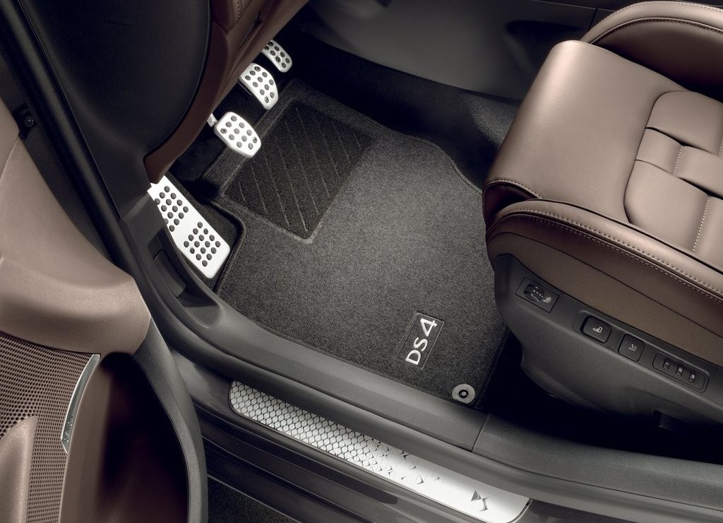 2016 - DS 4, foto 33