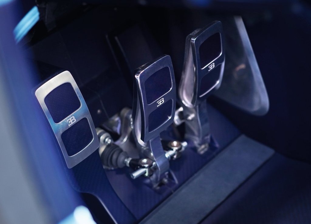 2015 - BUGATTI VISION GRAN TURISMO, foto 31