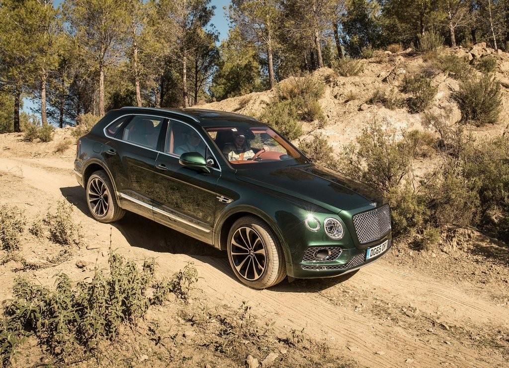 BENTLEY BENTAYGA, foto 16