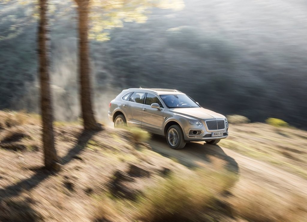 BENTLEY BENTAYGA, foto 21