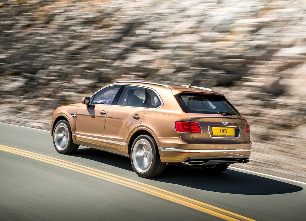 BENTLEY BENTAYGA, foto 32