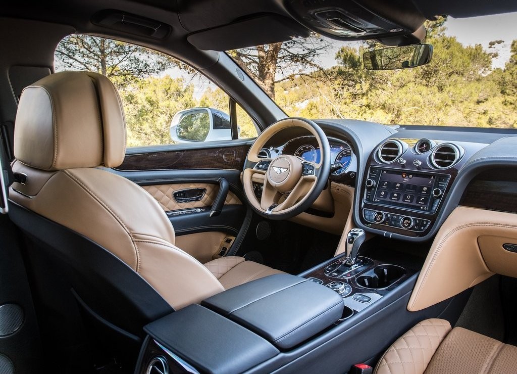 BENTLEY BENTAYGA, foto 45