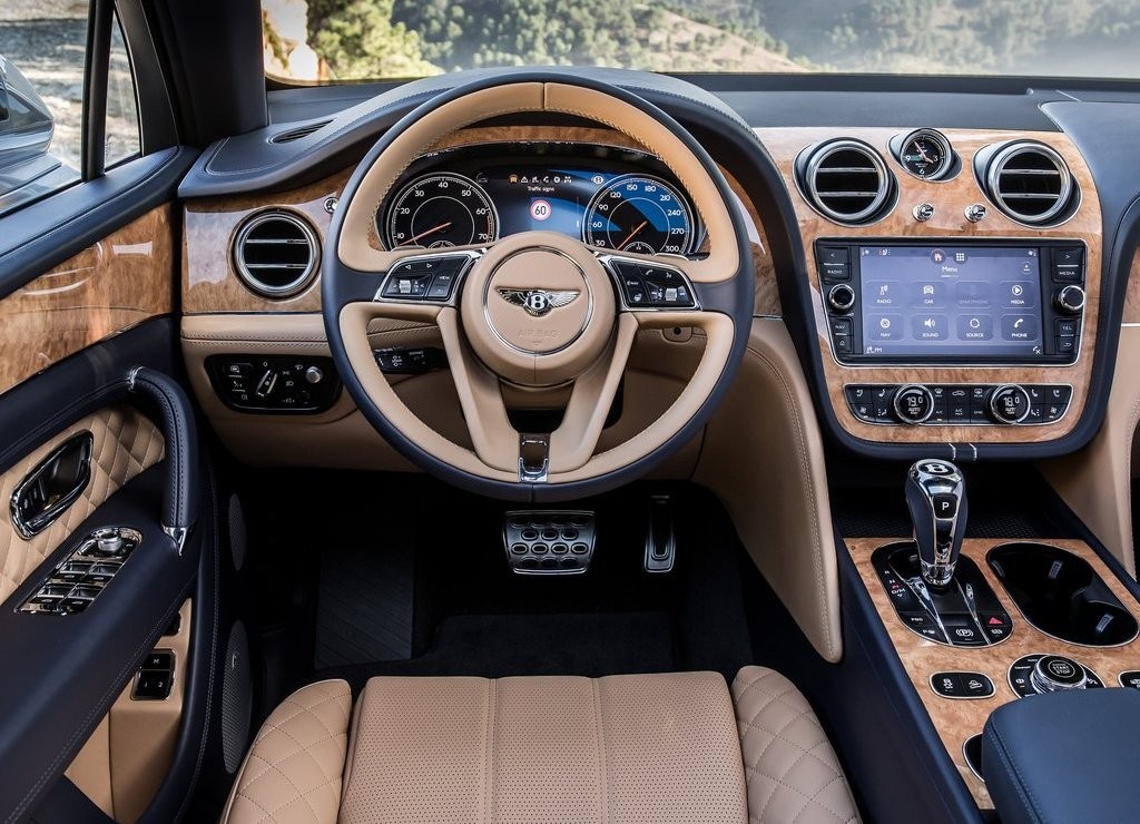 BENTLEY BENTAYGA, foto 47