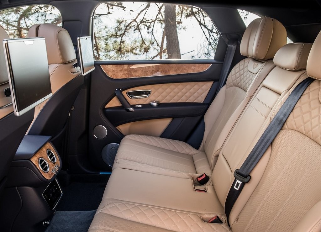 BENTLEY BENTAYGA, foto 58