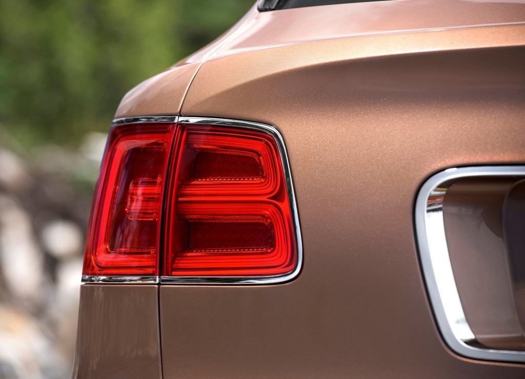 BENTLEY BENTAYGA, foto 80