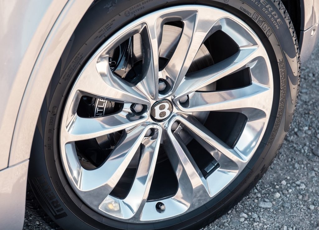 BENTLEY BENTAYGA, foto 85