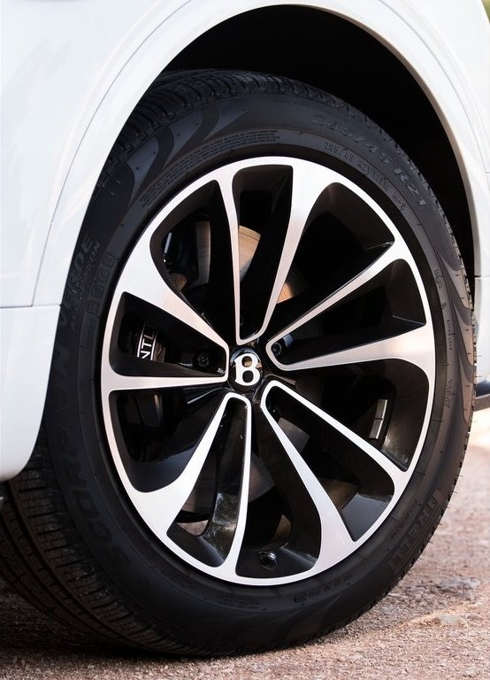 BENTLEY BENTAYGA, foto 86