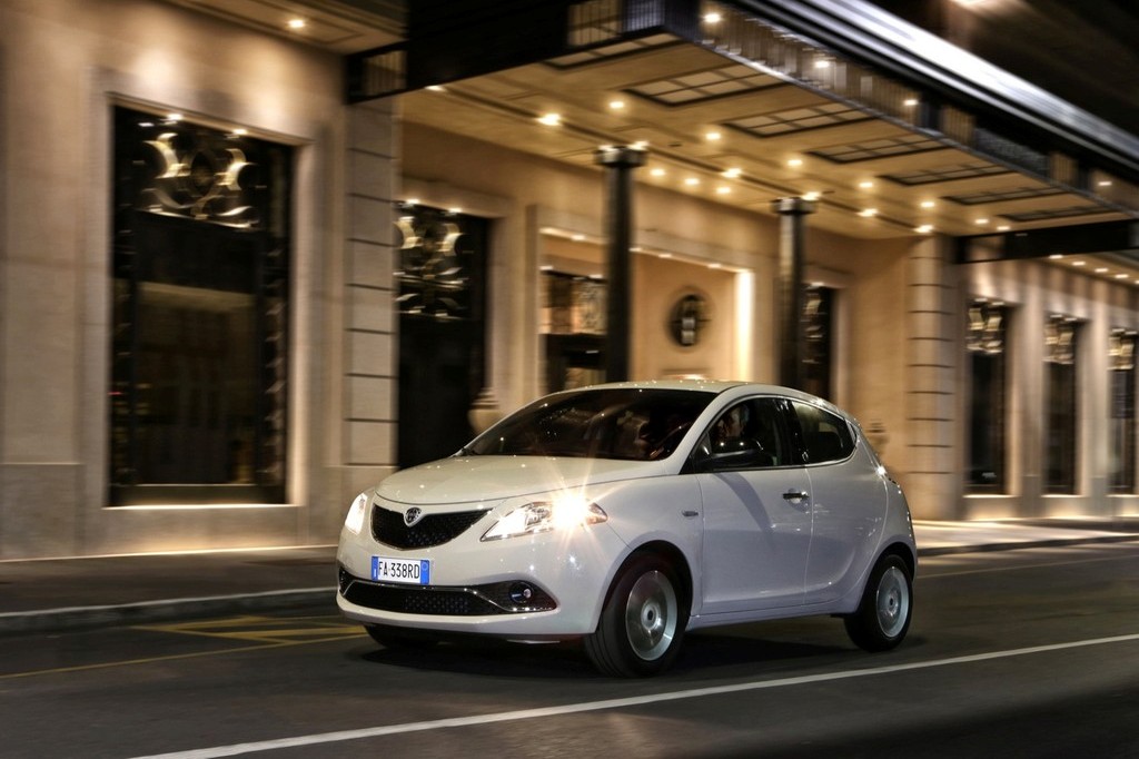 LANCIA YPSILON, foto 7