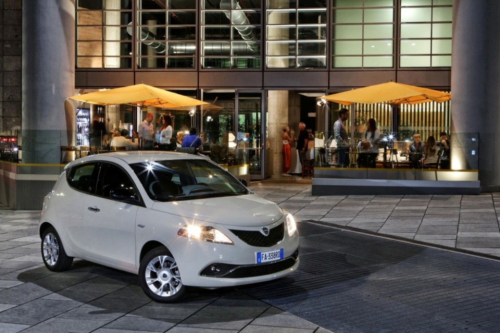 LANCIA YPSILON, foto 8
