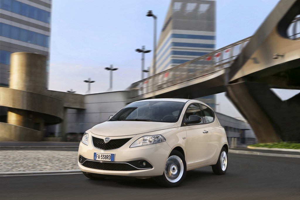 LANCIA YPSILON, foto 9