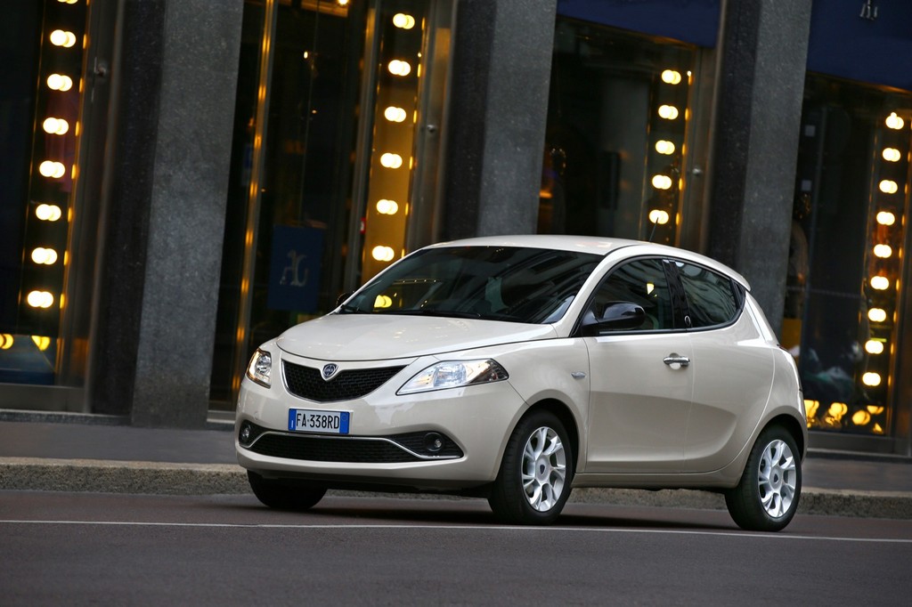LANCIA YPSILON, foto 15