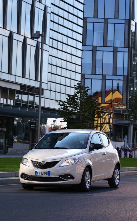 LANCIA YPSILON, foto 20