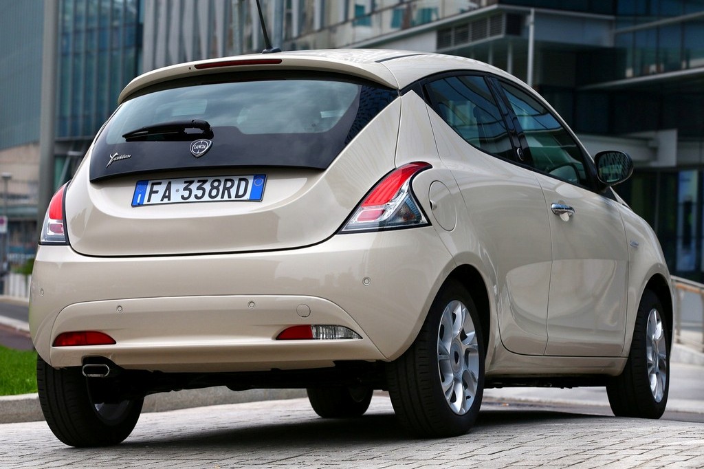 LANCIA YPSILON, foto 22