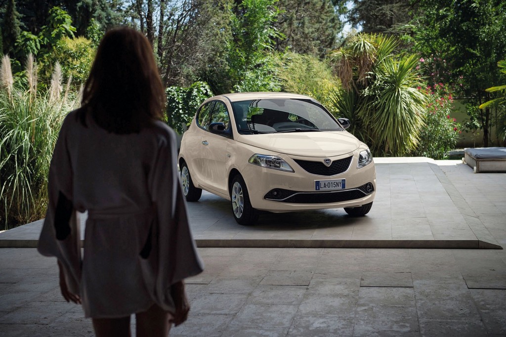 LANCIA YPSILON, foto 23