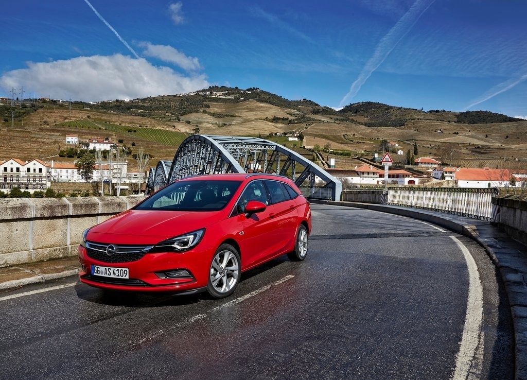OPEL ASTRA SPORTS TOURER, foto 19