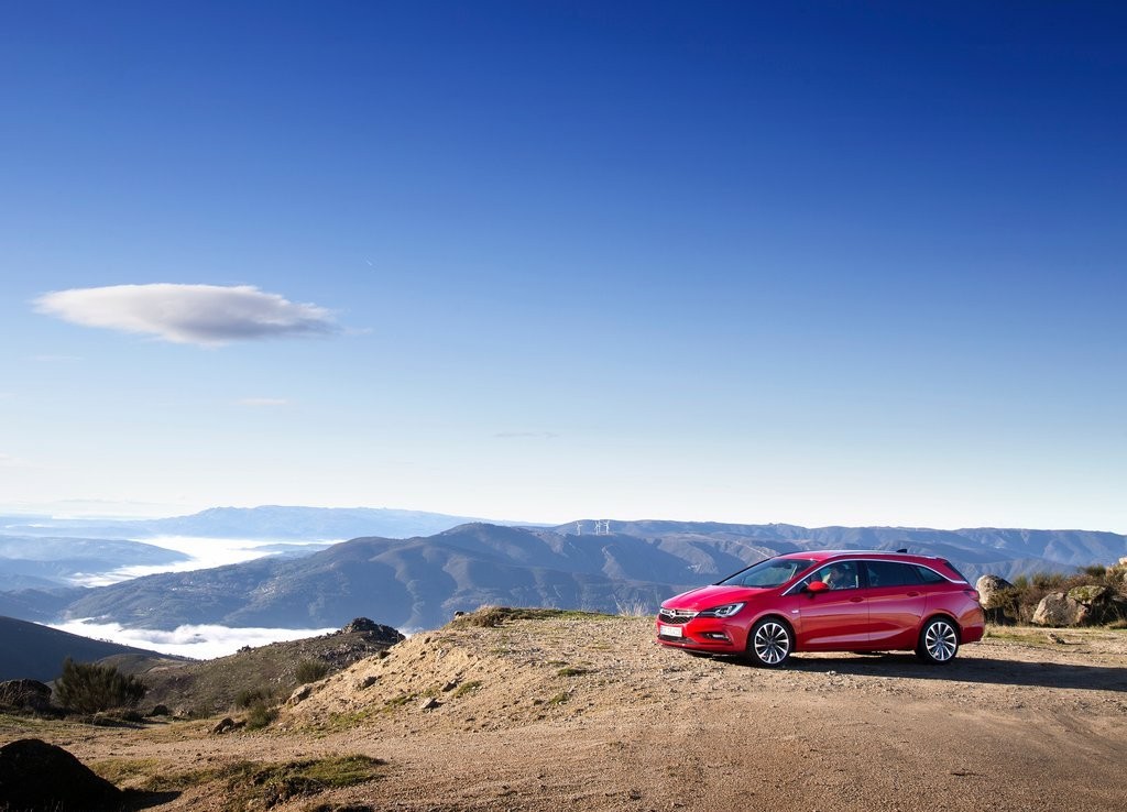 OPEL ASTRA SPORTS TOURER, foto 21